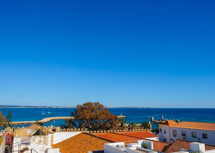 Townhouse Bombarda 度假居 拉哥斯