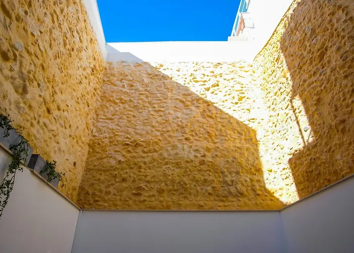 Townhouse Bombarda 度假居 *